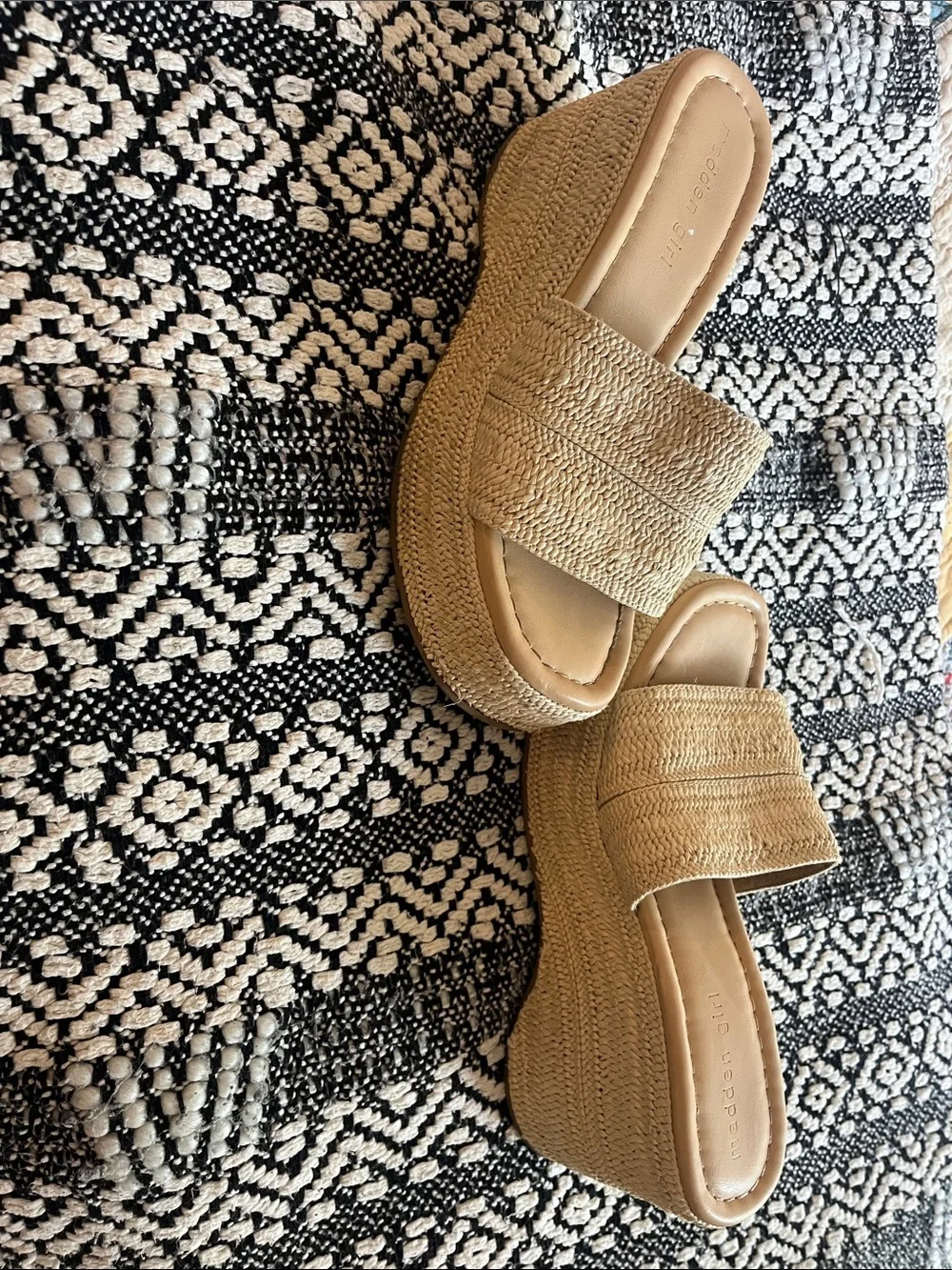Madden Girl Beige Woven/Raffia Slide Wedge Sandals